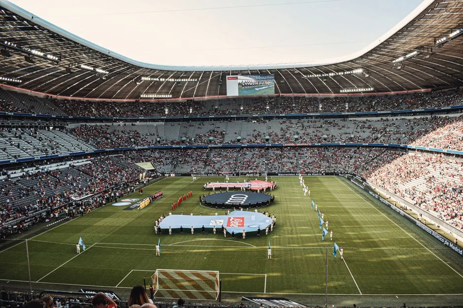 m2_55f0a739f1b44915.jpg（MILANESPORTS）